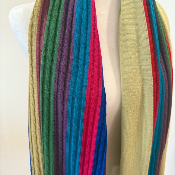 Colorful Striped Knit Scarf - 🧣 - NEW - Picture 6 of 7